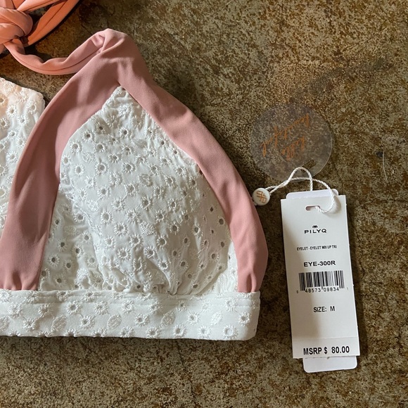 NWT Pilyq Eyelet Mix Up Tri Bikini Top Medium - Picture 2 of 4